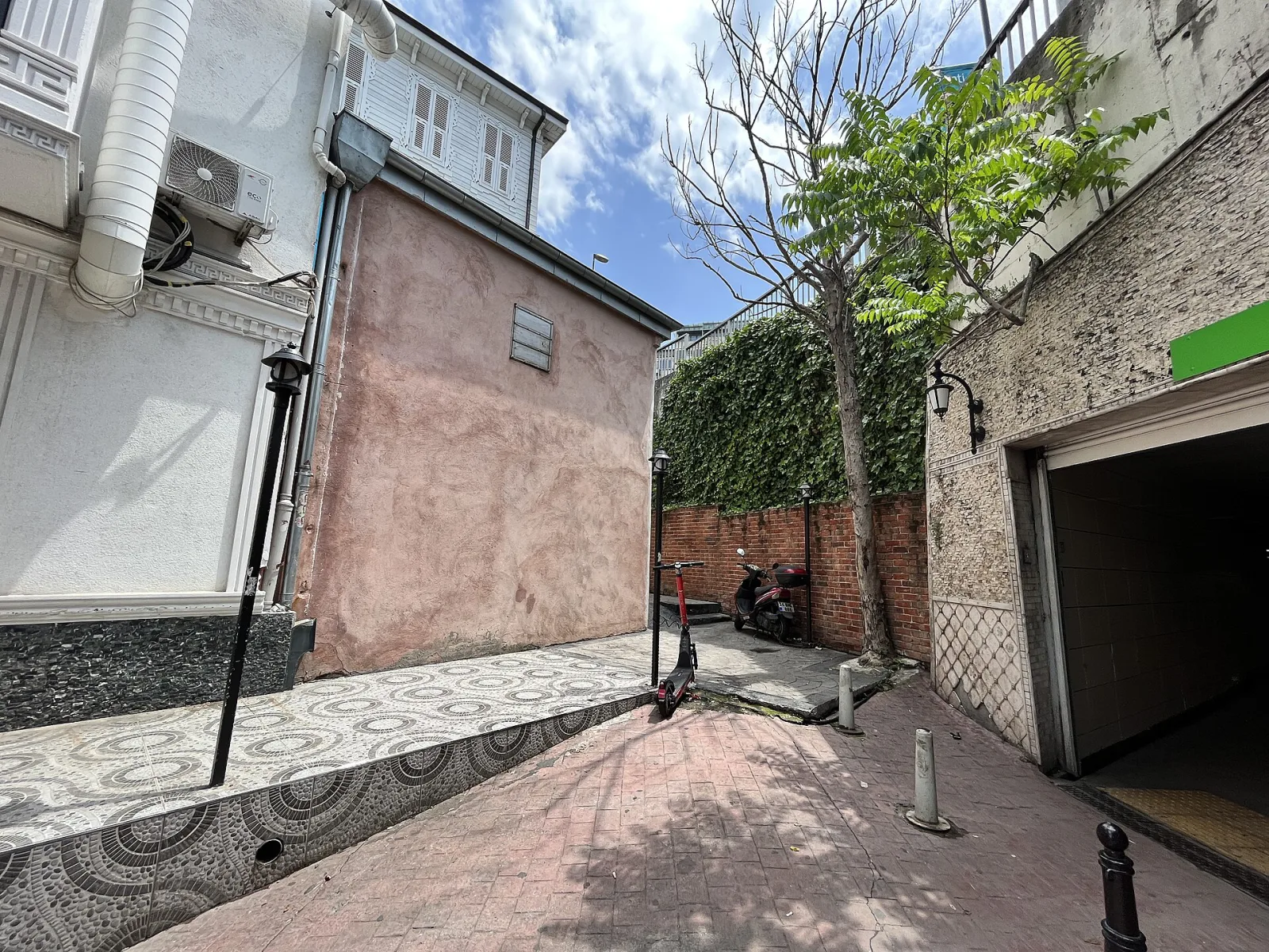 Mehmed Efendi Çeşmesi, Fatih, İstanbul — Tarihi Yapı
