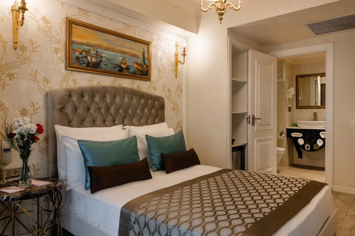 the pera hill, Beyoğlu, İstanbul — Otel