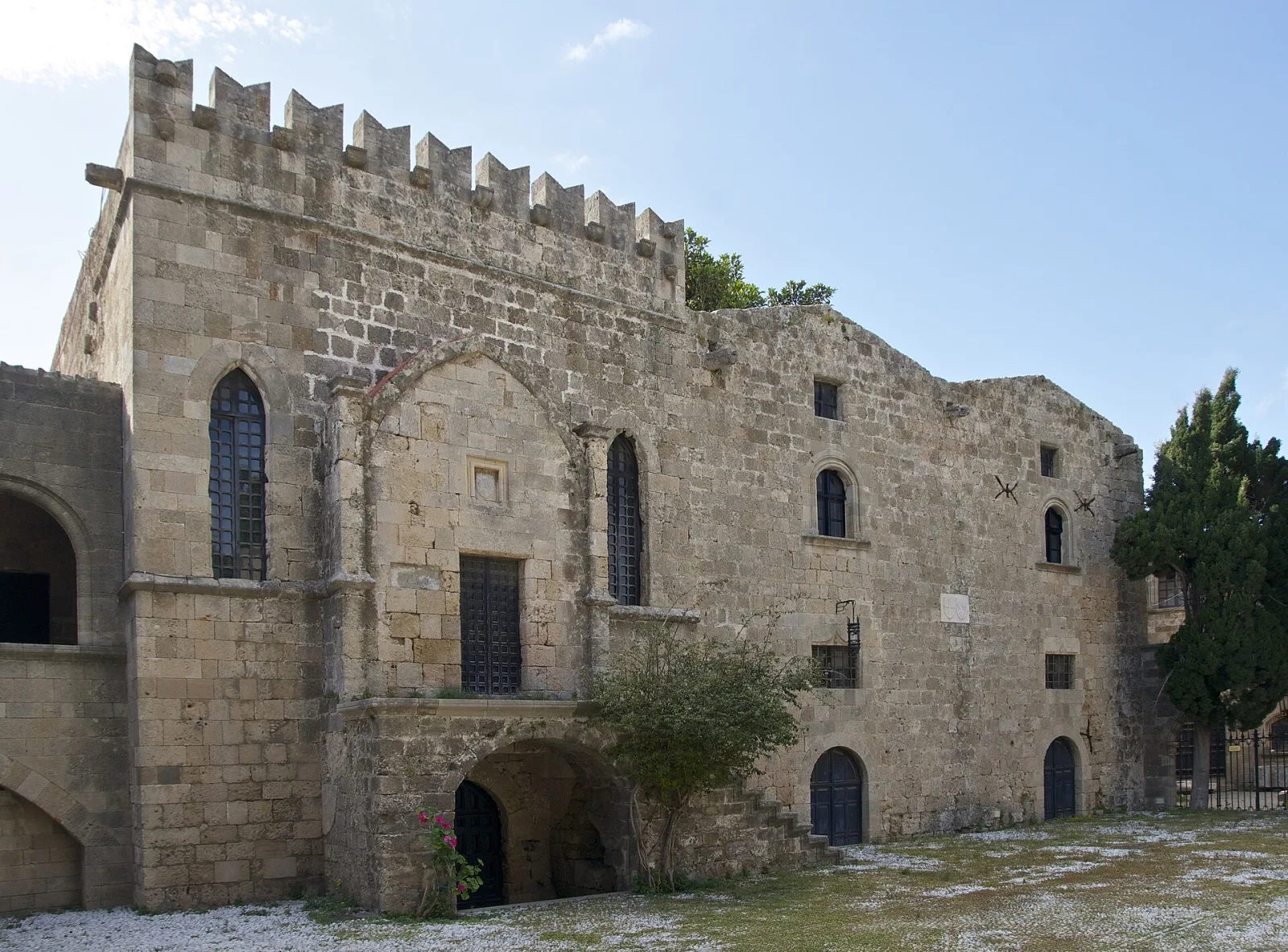 Eski Saray, Fatih, İstanbul — Tarihi Yapı