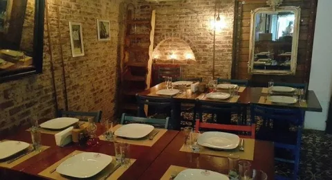 AGORA Meyhanesi 1890, Fatih, İstanbul — Restoran