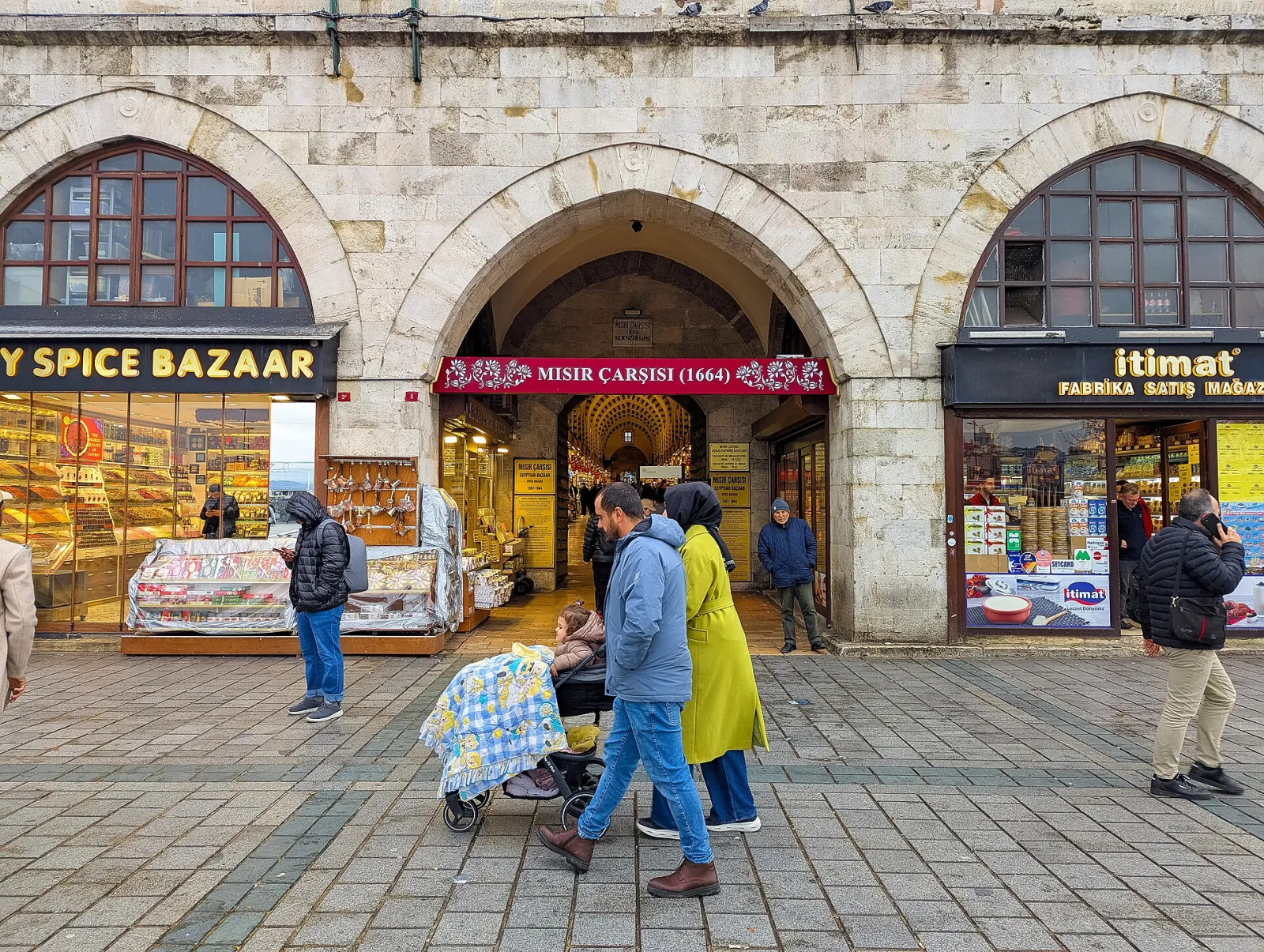 Mısır Çarşısı, Fatih, İstanbul — Çarşı