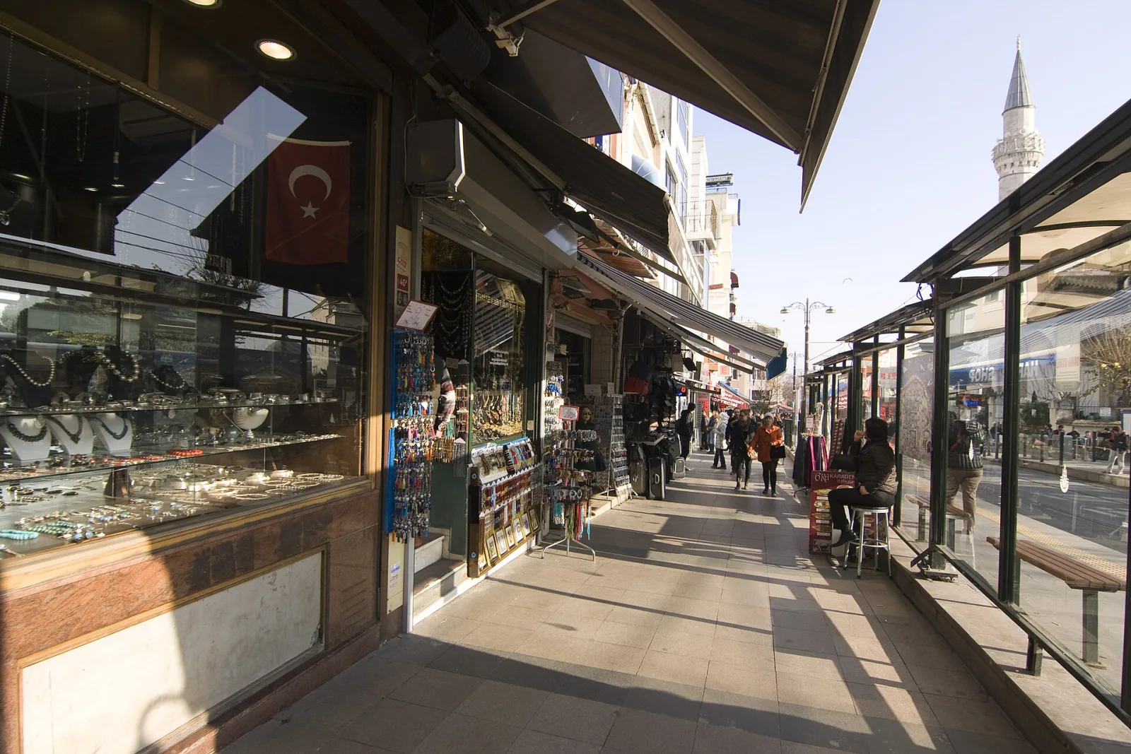 Aras (scam place), Beyoğlu, İstanbul