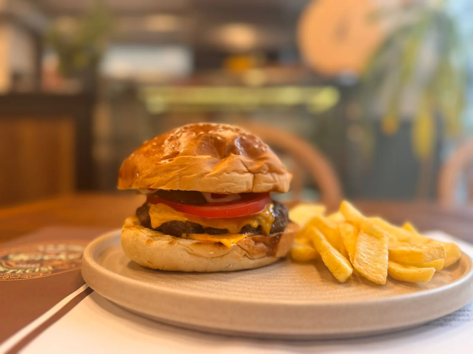 Tarihi Hereke Köftecisi, Ümraniye, İstanbul — Restoran