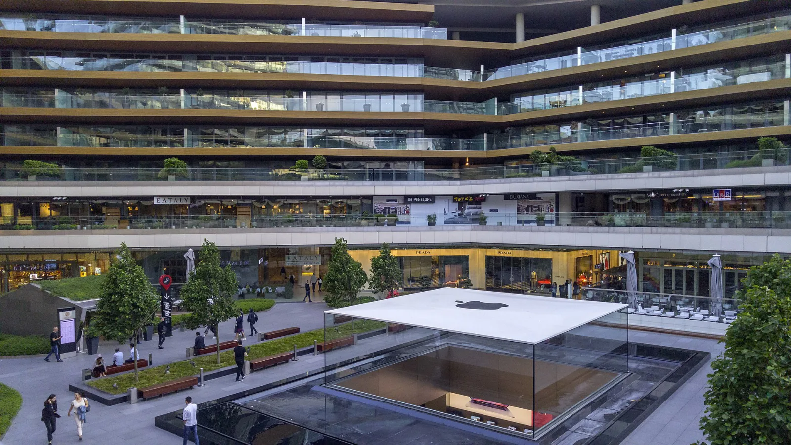 Hilton Istanbul Bomonti Hotel & Conference Center, Şişli, İstanbul — Otel
