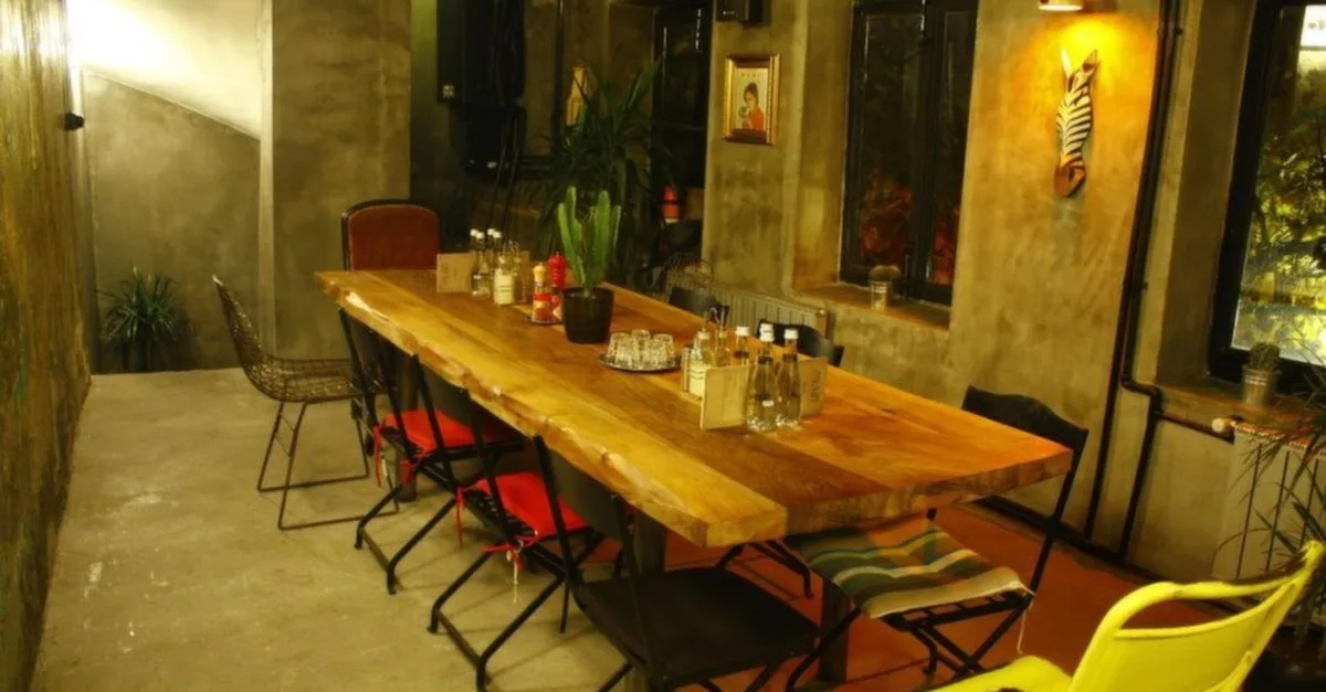 Muhit, Beyoğlu
