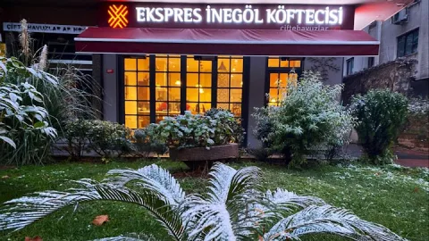 Ekspres İnegöl Köftecisi, Kadıköy, İstanbul — Restoran