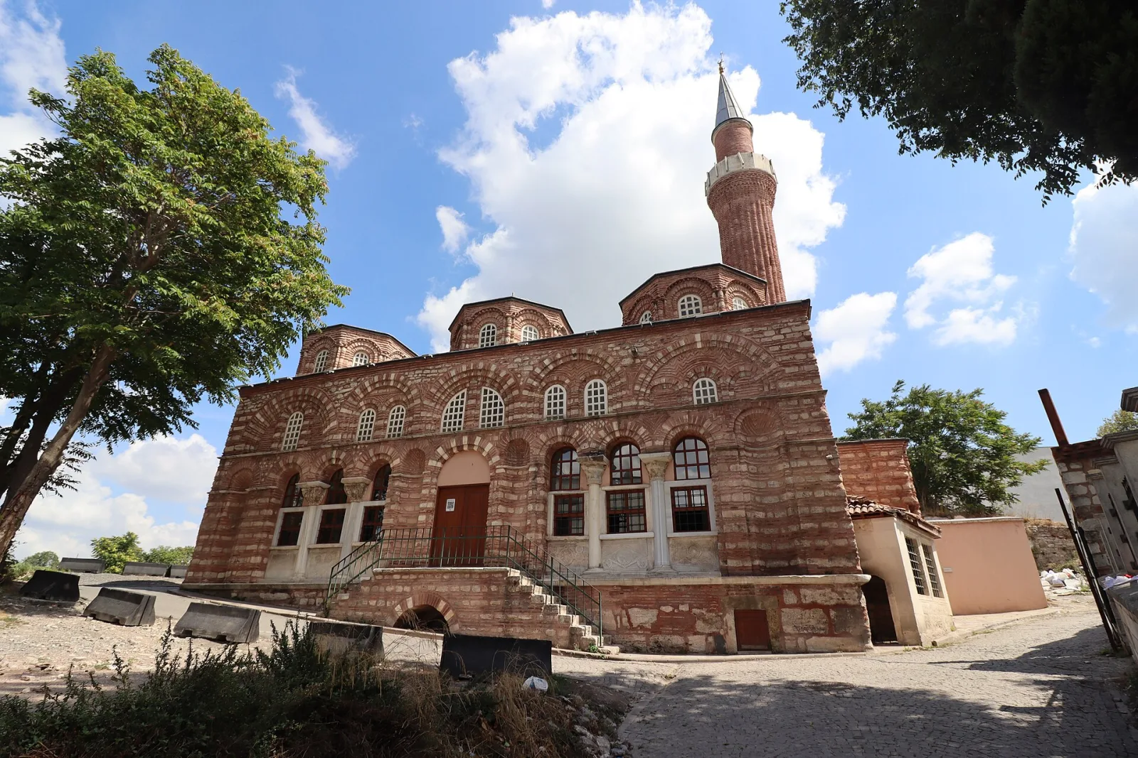Vefa Kilise Camii, Fatih, İstanbul — Tarihi Yapı