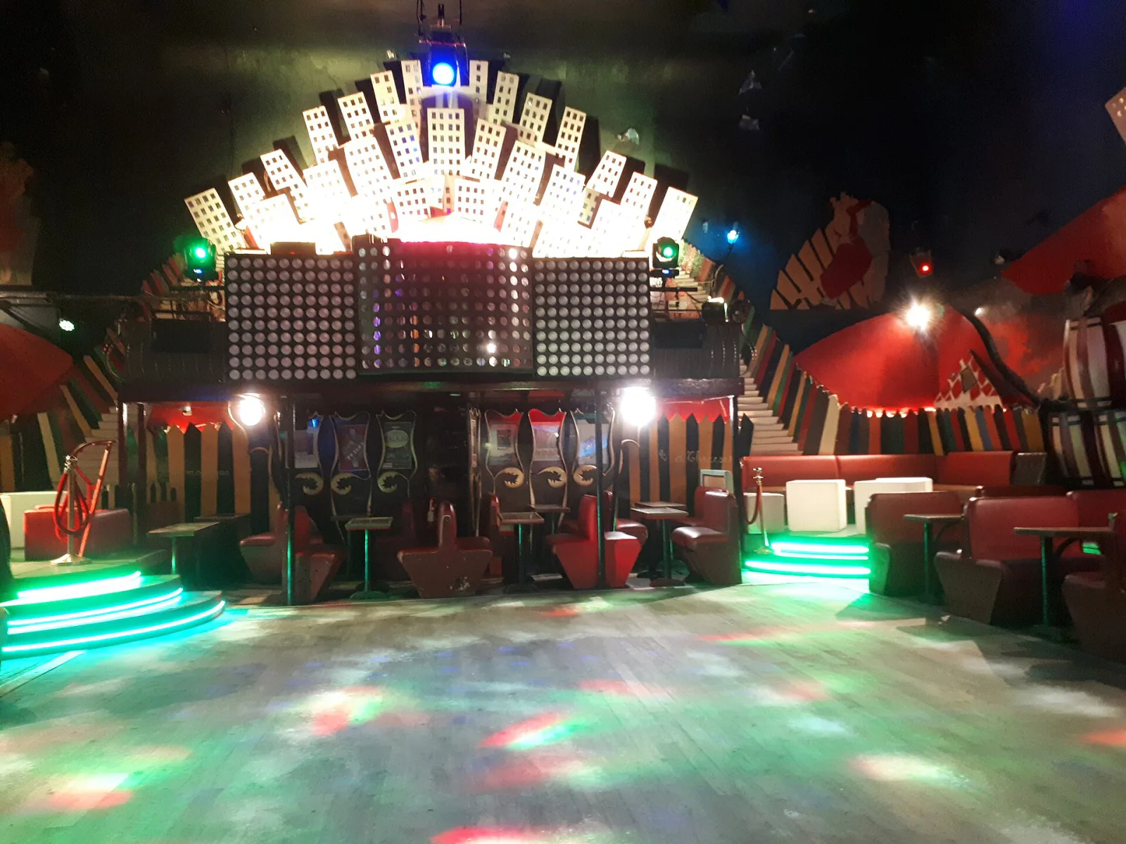 Bal Cafe Bar, Fatih