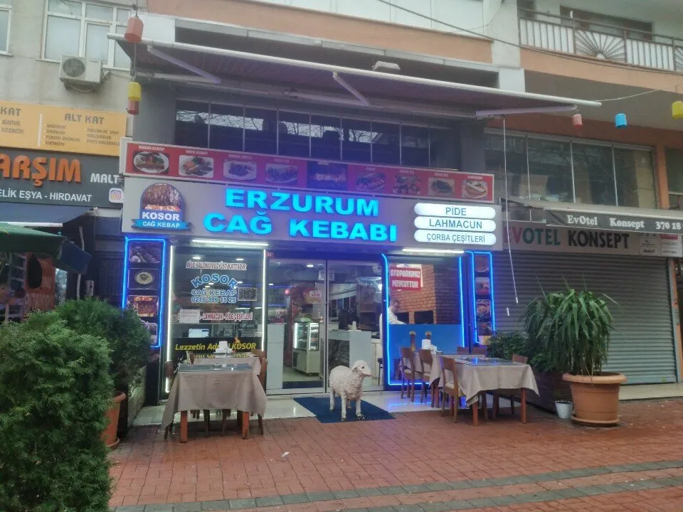 Kosor Maltepe Cağ Kebap, Maltepe, İstanbul — Restoran