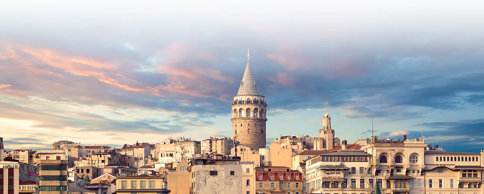the pera hill, Beyoğlu