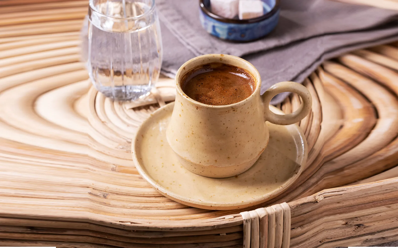 Çeşme Kahve - Ümraniye, Ümraniye, İstanbul — Kafe ve Pastane