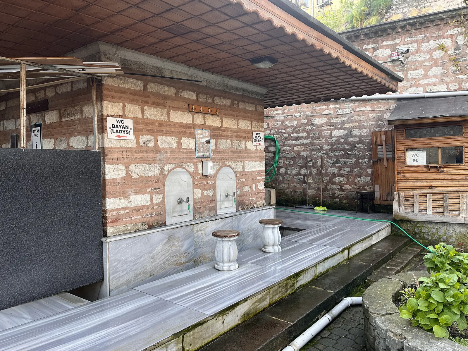 İshak Paşa Camii (İstanbul), Üsküdar