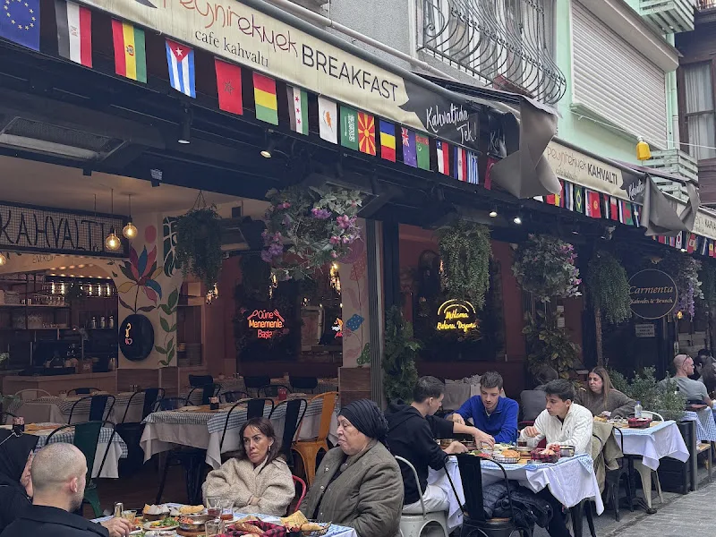 Peynir Ekmek, Beşiktaş, İstanbul