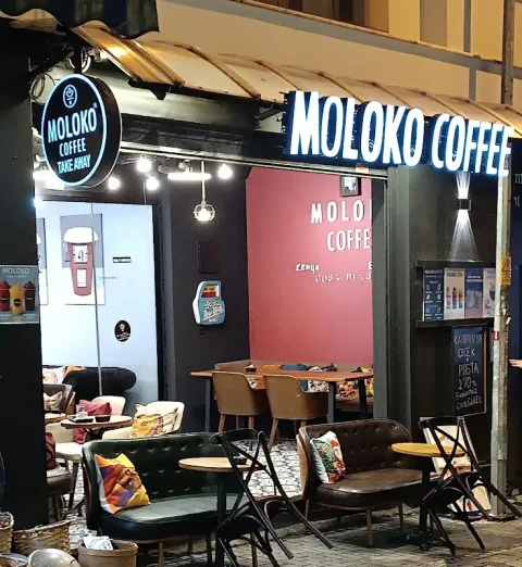 Moloko, Kadıköy, İstanbul — Kafe ve Pastane