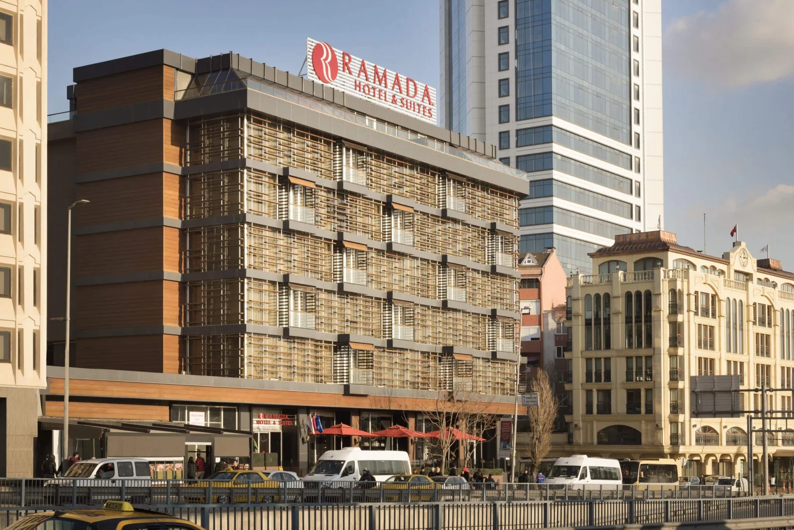 Ramada Hotel & Suites by Wyndham İstanbul Şişli, Şişli