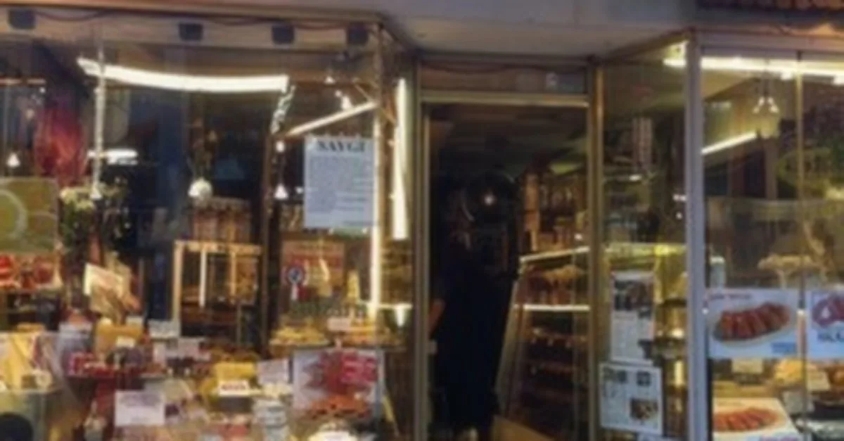 Ankara Pastanesi, Kadıköy, İstanbul — Kafe ve Pastane