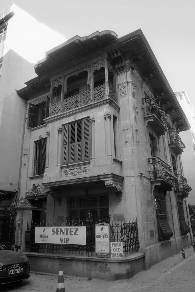 Missvanilaa, Bakırköy