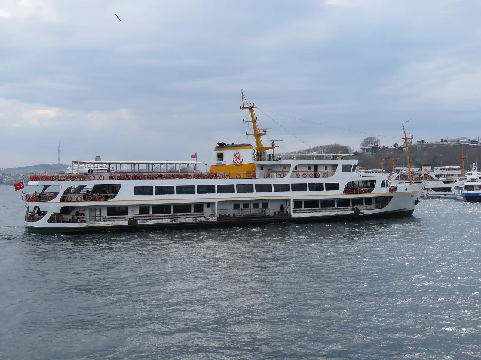 Eminönü İskelesi, Beyoğlu, İstanbul — photo