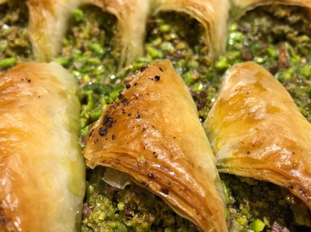 Gazitanepli baklavaci, Sultanbeyli