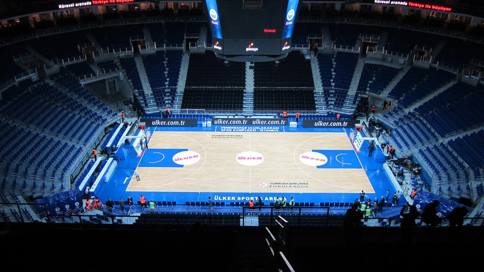 Ülker Spor ve Etkinlik Salonu, Ataşehir, İstanbul — Eğlence ve Sahne