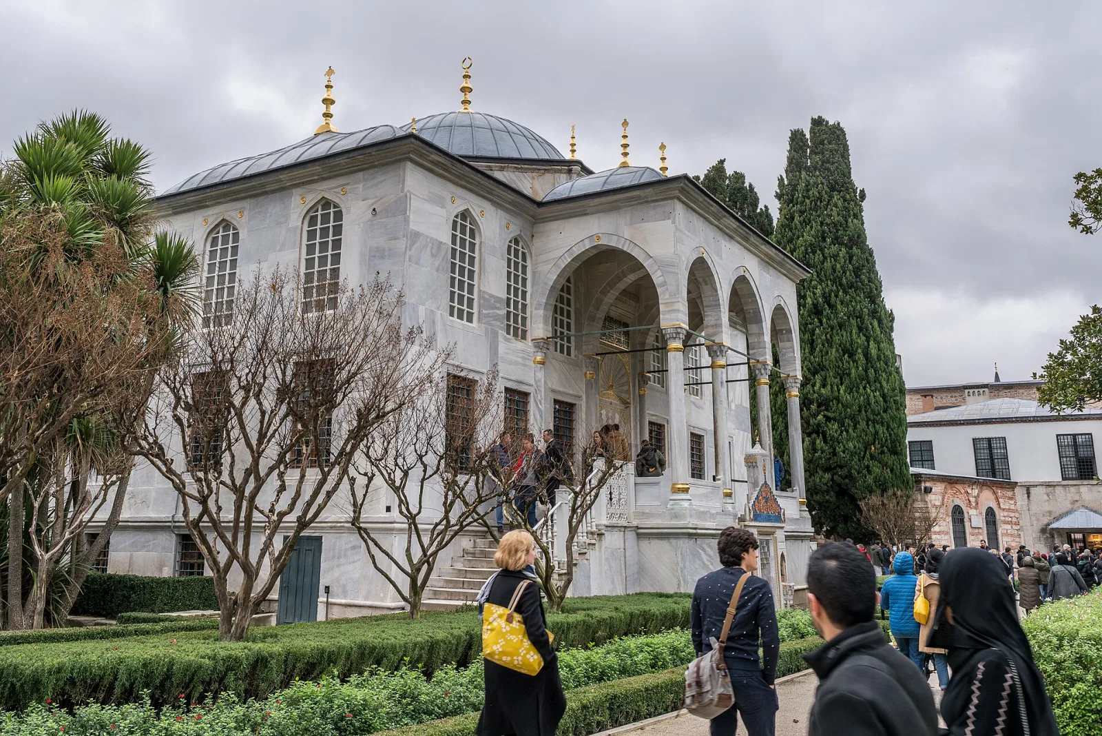 III. Ahmed Kütüphanesi, Beyoğlu