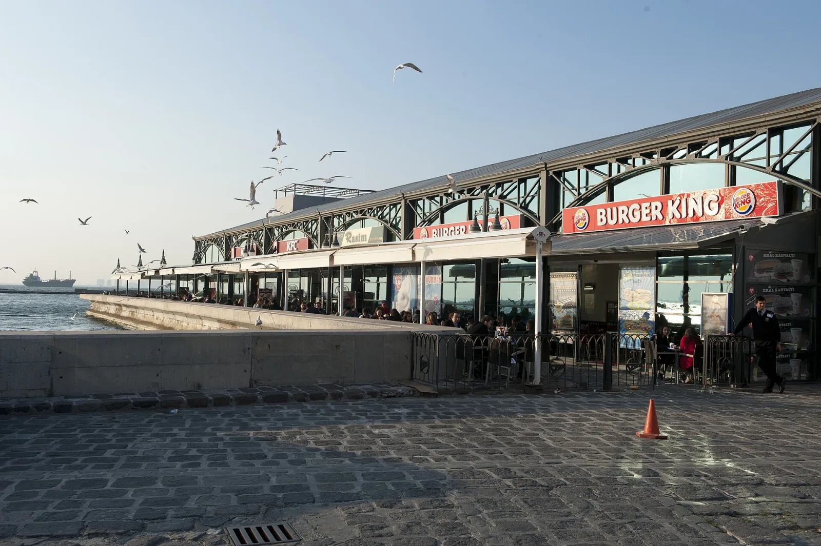 Konak Cafe, Beyoğlu
