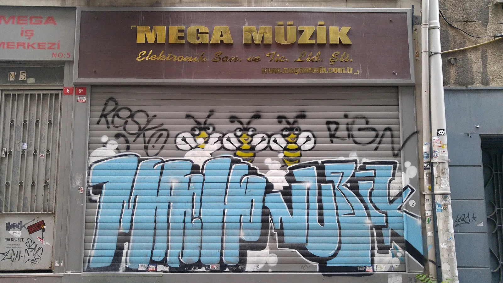 Komün, Beyoğlu, İstanbul