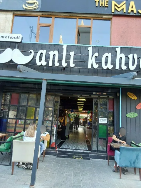 Osmanlı Kahvecisi, Avcılar