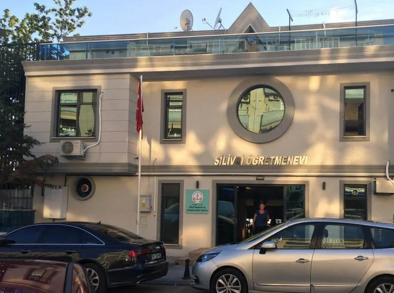 Silivri Öğretmenevi, Silivri, İstanbul — Otel