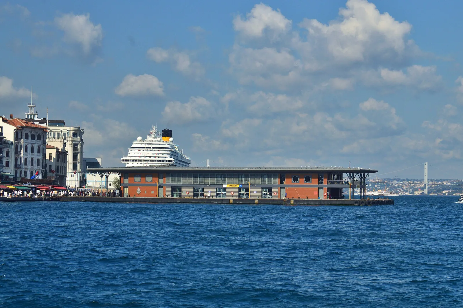 Karaköy İskelesi, Beyoğlu, İstanbul — photo