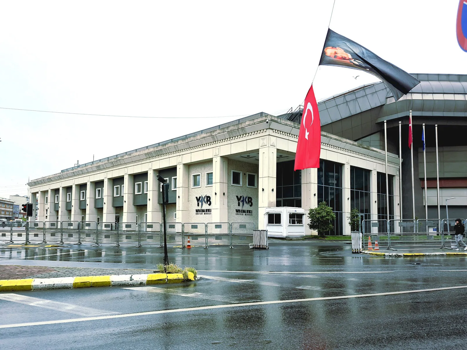 Yahya Kemal Beyatlı Gösteri Merkezi, Küçükçekmece