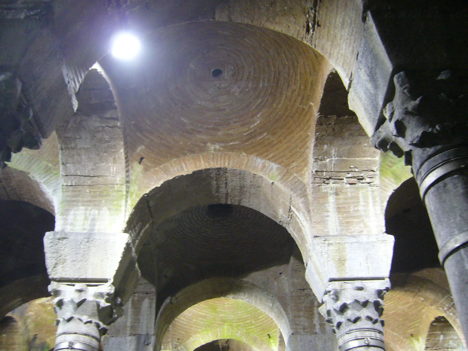 Şerefiye Sarnıcı, Fatih, İstanbul — Tarihi Yapı
