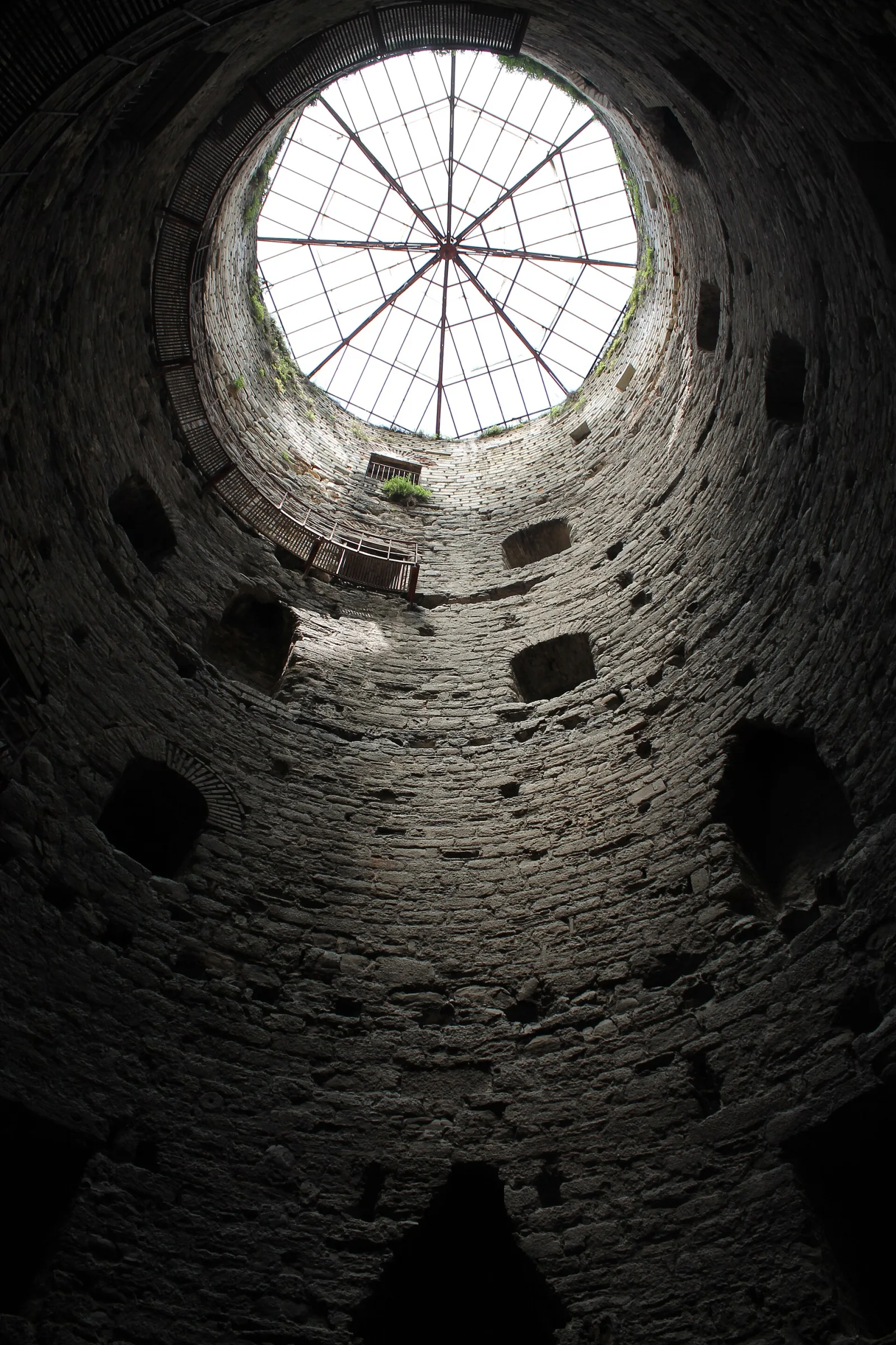 Yedikule Zindanları, Zeytinburnu, İstanbul — Tarihi Yapı
