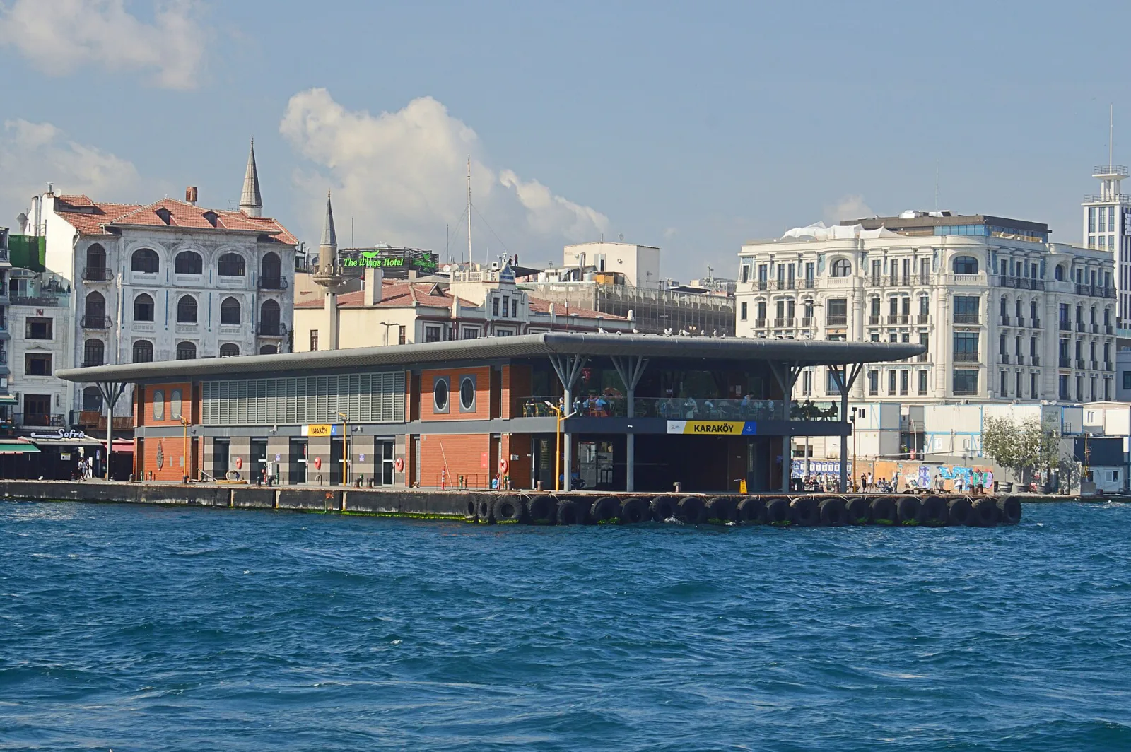 Karaköy İskelesi, Beyoğlu, İstanbul — Sahil ve Kıyı