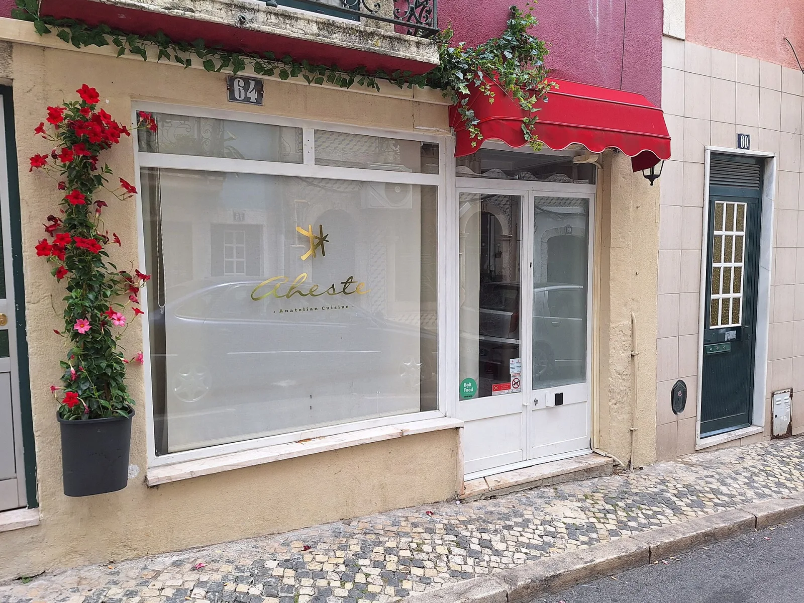 Aheste, Beyoğlu