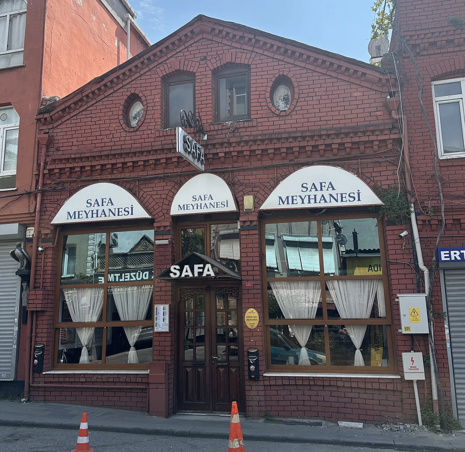 Safa meyhanesi, Zeytinburnu, İstanbul — Restoran