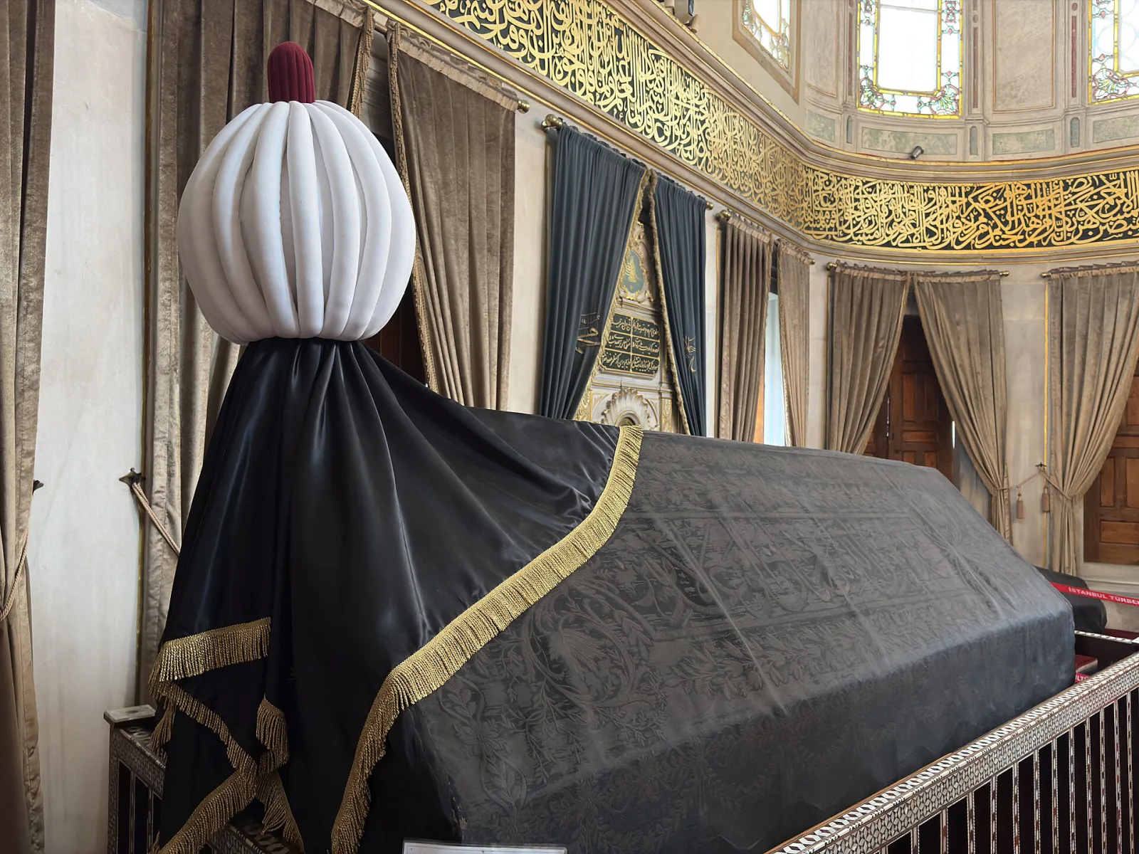 I. Abdülhamid Türbesi, Beyoğlu, İstanbul — photo