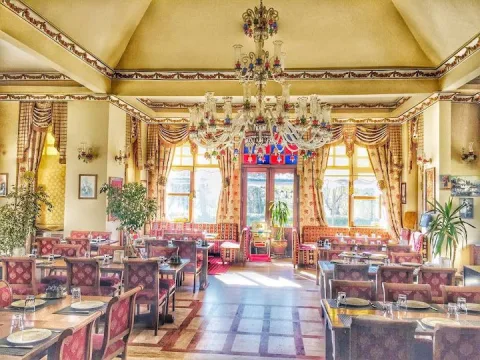 Hepsi Kebap, Bayrampaşa, İstanbul — Restoran