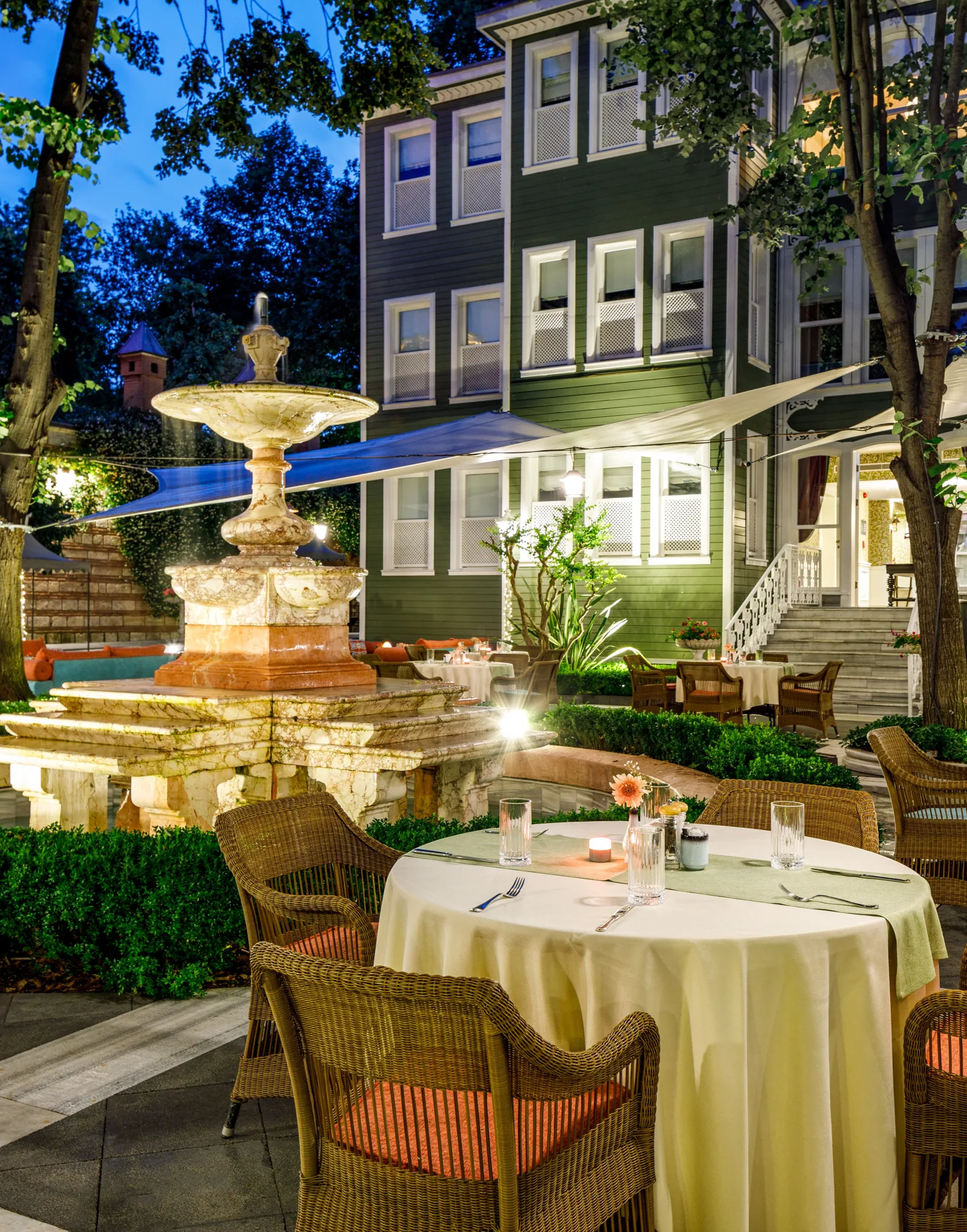 Hagia Sofia Mansions Istanbul, Curio Collection by Hilton, Fatih