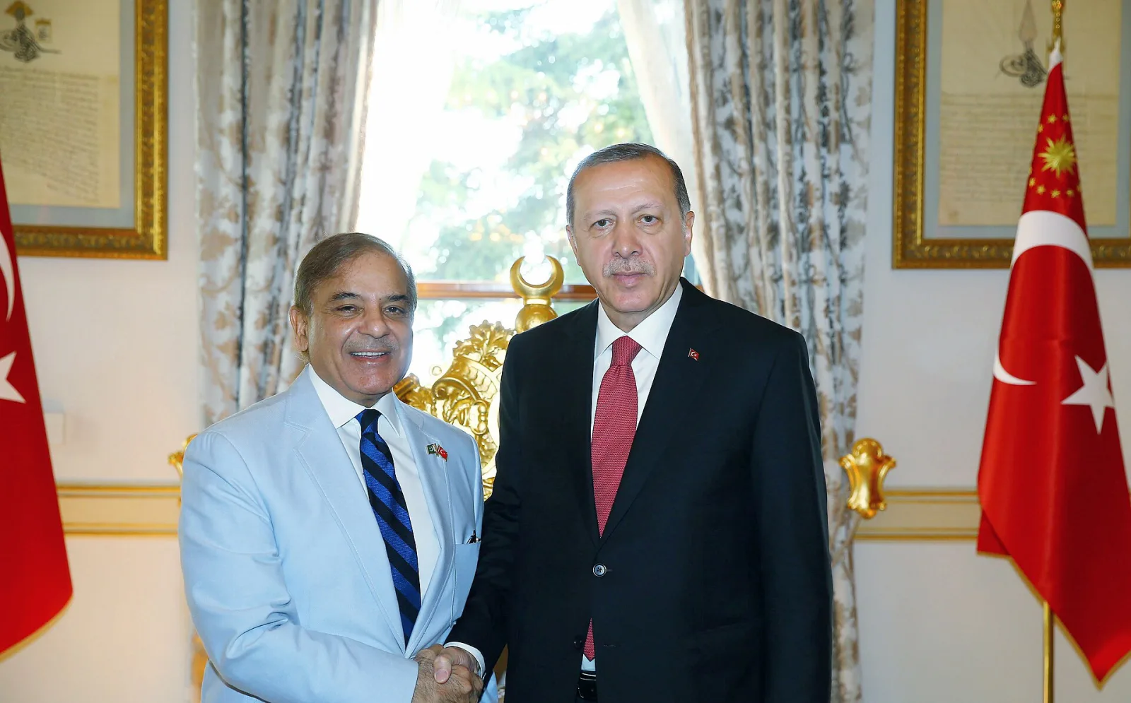 Büyük Mabeyn Köşkü, Beşiktaş, İstanbul — Tarihi Yapı