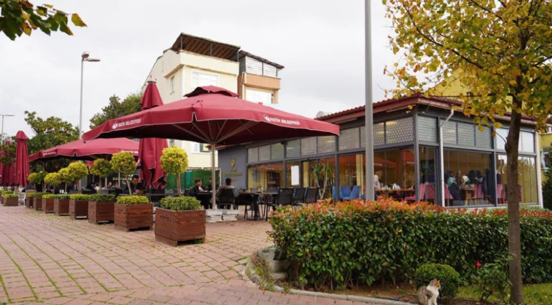 Fatih Belediyesi Topkapı Sosyal Tesisleri, Fatih, İstanbul — Kafe ve Pastane