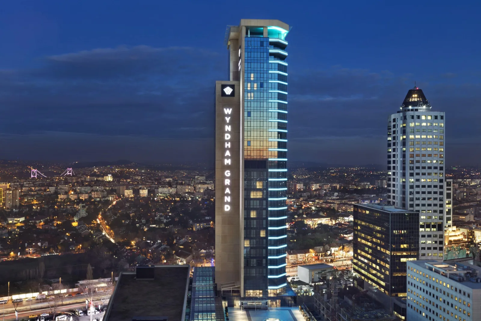 Wyndham Grand Istanbul Levent, Şişli