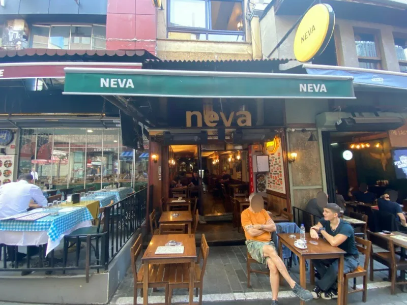 Neva, Kadıköy