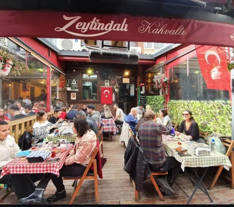 Beşiktaş Zeytindalı Kahvaltı, Beşiktaş, İstanbul