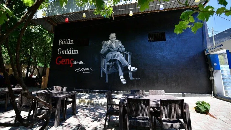 Beylikdüzü Belediyesi Yaşam Cafe, Beylikdüzü, İstanbul — Kafe ve Pastane