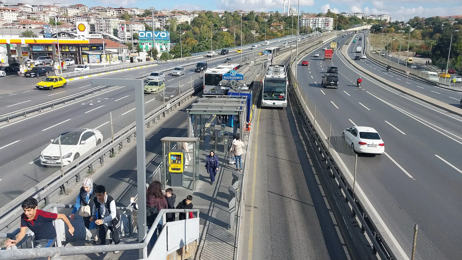 Küçükçekmece Meydanı, Küçükçekmece