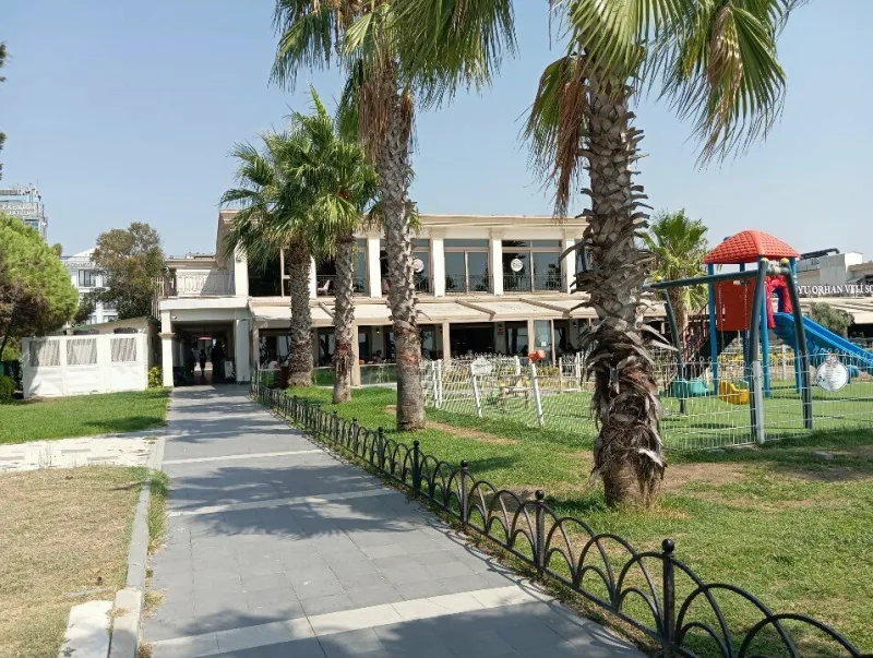 Mutluluk Şehri Kafe & Restoran, Büyükçekmece