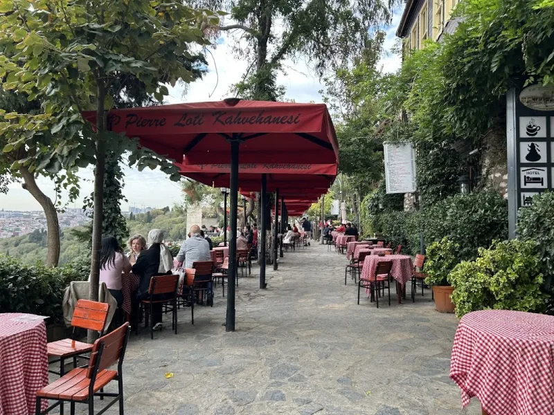 Pierre Loti Kahvehanesi, Eyüpsultan, İstanbul — Kafe ve Pastane