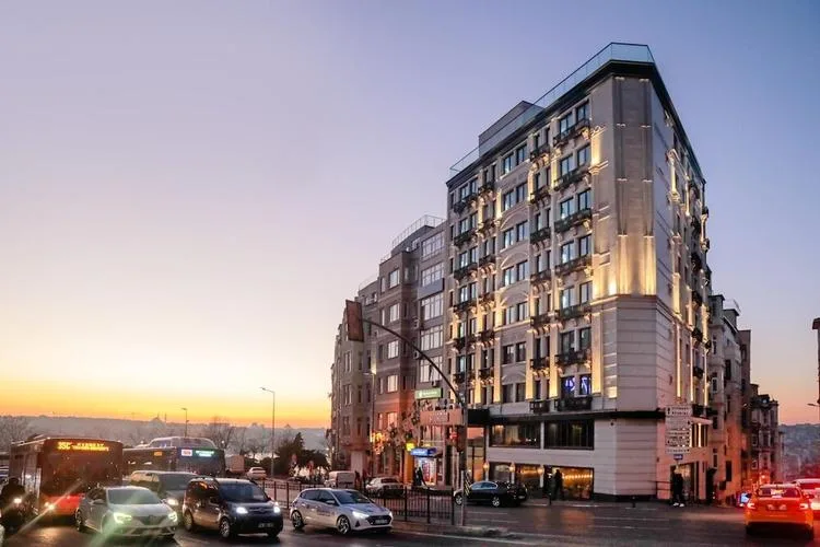 Rodamón, Beyoğlu