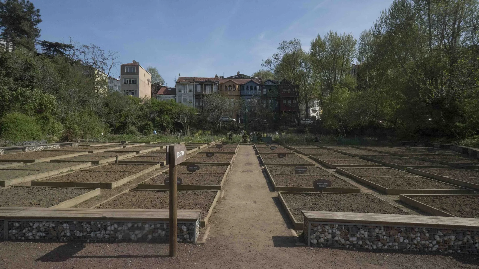 Kuzguncuk Bostanı, Üsküdar, İstanbul — Park ve Doğa